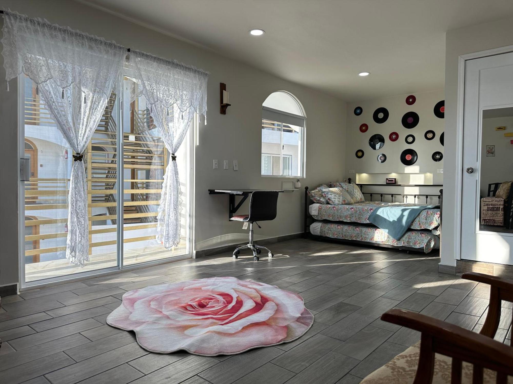 Las Mariposas Mini Suites Росарито Екстериор снимка